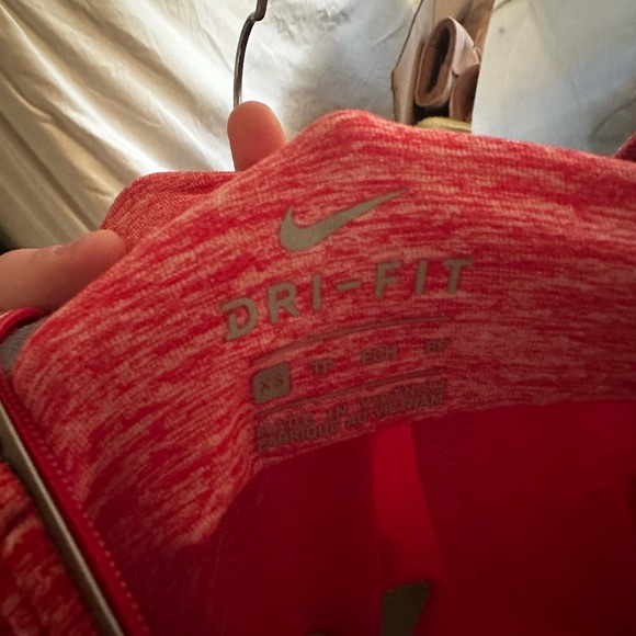 COPY - Nike Dri-Fit Pullover Size XS - Picture 3 of 3